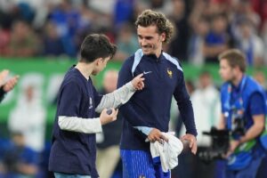 - Avusturya: 0 - Fransa: 1