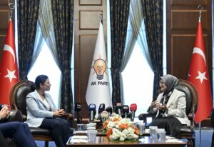 - Kurban Bayramı dolayısıyla HÜDA PAR, Yeniden Refah Partisi, BBP,