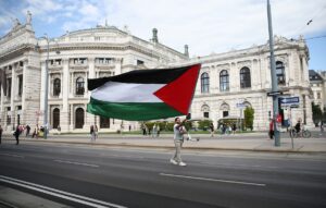 VİYANA (AA) – Avusturya'nın başkenti Viyana'da, 38 bine yakın Filistinlinin