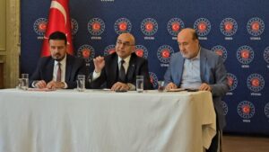 VİYANA (AA) – Avusturya'da Türkiye'nin Viyana Büyükelçiliği himayesinde Türk yardım