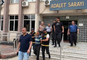 AYDIN (AA) – Aydın'da vücudunda darp izleri bulunan kadının evinde