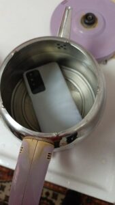 BALIKESİR (AA) – Balıkesir merkezli 16 ilde yürütülen dolandırıcılık operasyonunda