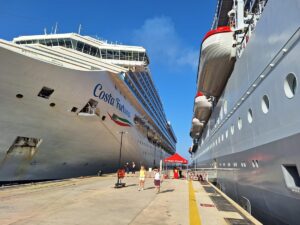 MUĞLA (AA) – Muğla'nın Bodrum ilçesini "Costa Fortuna" ve "Resilient