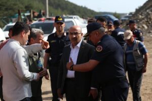 BURSA (AA) – Bursa'nın Orhaneli ilçesinde ormanlık alanda çıkan yangının