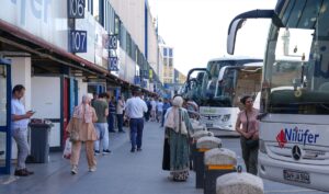 İSTANBUL (AA) – Büyük İstanbul Otogarı'nda Kurban Bayramı tatilinin son