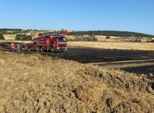ÇANAKKALE (AA) – Çanakkale'nin Biga ilçesindeki ormanlık alanda çıkan yangın