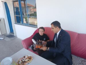 ÇANKIRI (AA) – Çankırı'nın Kızılırmak İlçe Kaymakamı Bilal Çitil, cam