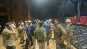 - Olayda ilk belirlemelere göre 3 kişi yaralandı 