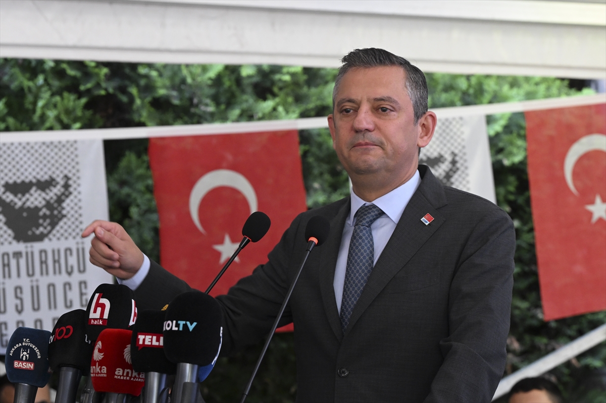 CHP Genel Başkanı Özel, ADD'nin 17. Olağan Genel Kurulu'nda konuştu: