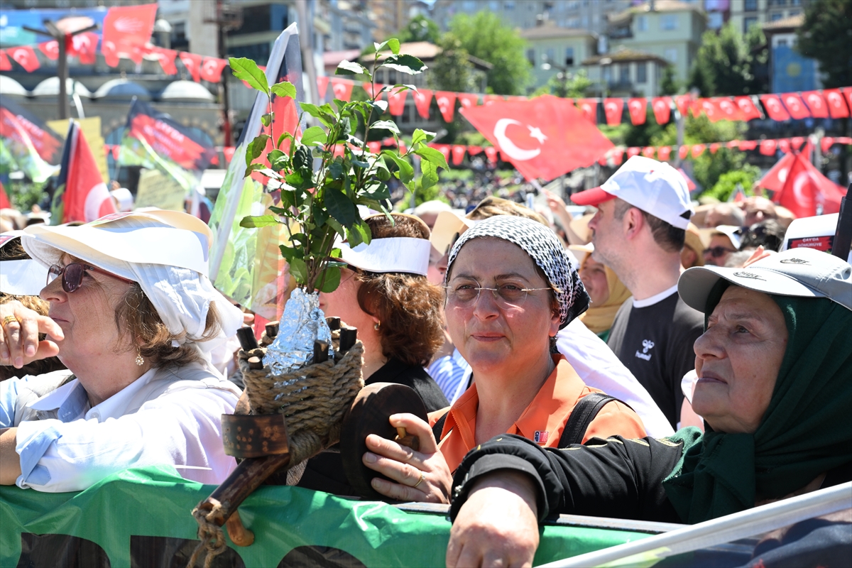 CHP Genel Başkanı Özgür Özel, Rize'deki “Çay Mitingi”nde konuştu: