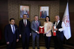 EDİRNE (AA) – Edirne Valisi Yunus Sezer başkanlığındaki heyet, Ankara'da