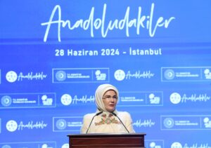 İSTANBUL (AA) – Cumhurbaşkanı Recep Tayyip Erdoğan'ın eşi Emine Erdoğan,