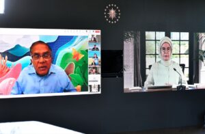 ANKARA (AA) – Cumhubaşkanı Recep Tayyip Erdoğan'ın eşi Emine Erdoğan,