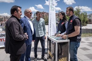 ERZURUM (AA) – Erzurum'da polis ekipleri, 26 Haziran Dünya Uyuşturucu