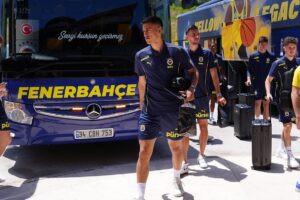 DÜZCE (AA) – Fenerbahçe, yeni sezona hazırlık kampı kapsamında Düzce'nin