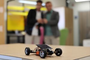 "Gençlik merkezlerimizde spordan kültür-sanata, el sanatlarından sokak oyunlarına kadar geniş