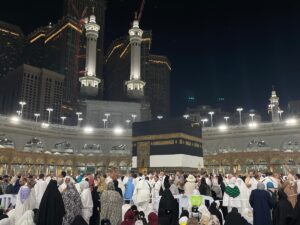 MEKKE (AA) – Dünyanın çeşitli ülkelerinden yüzbinlerce Müslümanın, hac görevini