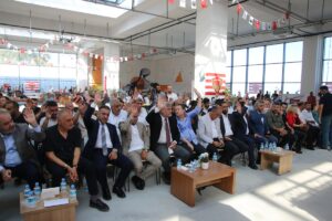 - Seçimli olağan genel kurulda adaylardan Mehmet Şaşmaz, oylama sırasında