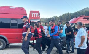 KAHRAMANMARAŞ (AA) – Kahramanmaraş'ın Onikişubat ilçesinde baraj göletine giren genç