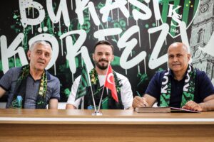 KOCAELİ (AA) – Trendyol 1. Lig ekiplerinden Kocaelispor, sol bek