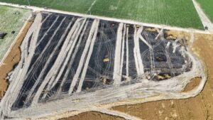 KONYA (AA) – Konya'nın Karapınar ilçesinde buğday ekili 50 dekar