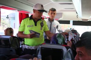 KÜTAHYA (AA) – Kütahya'da, Kurban Bayramı tatili dönüşü nedeniyle kalabalıklaşan