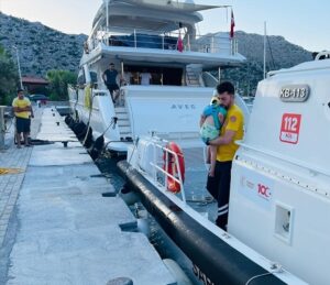 MUĞLA (AA) – Muğla'nın Marmaris ilçesi açıklarında özel teknede yaralanan