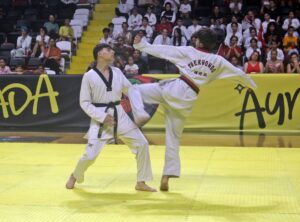 MERSİN (AA) – Mersin'de Gençlik ve Spor Bakanlığı Spor Okulları