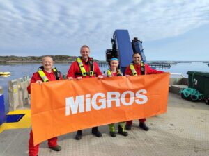 İSTANBUL (AA) – Migros, Türk somonunun yanı sıra Norveç somonlarını