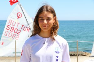 TEKİRDAĞ (AA) – Milli yelkenciler İlayda Şen ve Ege Ayyıldızbayraktar,