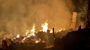 SİNOP (AA) – Sinop'un Durağan ilçesinde çıkan yangında 2 ev