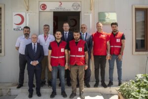 ERBİL (AA) – Türkiye’nin Erbil Başkonsolosu Erman Topçu, Türk Kızılayın