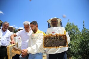 - Cumhurbaşkanlığı himayesindeki "Beni Hafife Alma Projesi" kapsamında tescilli balın