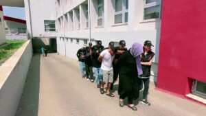 ADANA (AA) – Adana'da uyuşturucu ticareti suçundan kesinleşmiş hapis cezasıyla