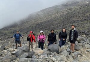 AĞRI (AA) – Türkiye'nin en yüksek noktası Ağrı Dağı'na grup