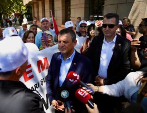 - "Netanyahu gibi çocuk katiline, kadın katiline, ambulans vurdurtan, hastane