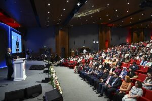 ANKARA (AA) – Cumhurbaşkanlığı İletişim Başkanı Fahrettin Altun, "Artık karşımızda