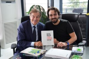 İSTANBUL (AA) – INVAMED, ünlü kalp cerrahı Dr. Mehmet Öz'ü