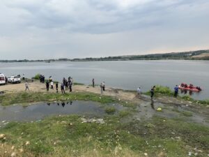 EDİRNE (AA) – Edirne'de serinlemek için Meriç Nehri'ne giren 3