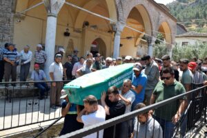 MANİSA (AA) – Şırnak'ta Gabar Dağı'ndaki petrol sahasında sondaj kulesinin