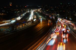 - Asfalt yenileme çalışması süresince bölgedeki trafik sirkülasyonunun yan yoldan