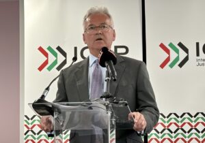 LONDRA (AA) – ZUHAL DEMİRCİ – İngiltere'de İsrail yanlısı tutum