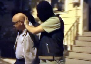 ANKARA (AA) – İçişleri Bakanı Ali Yerlikaya, İnterpol kırmızı bülteniyle