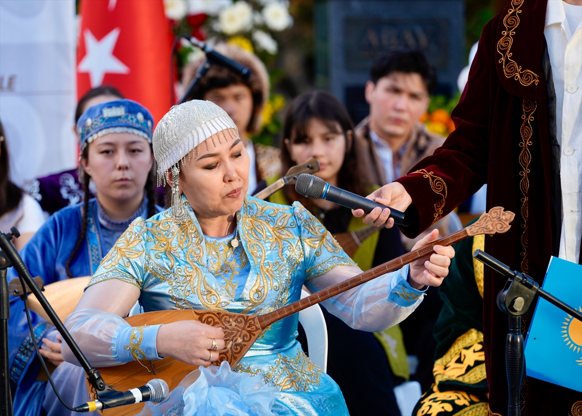 İstanbul'da Kazakistan'ın “Ulusal Dombra Günü” kutlandı