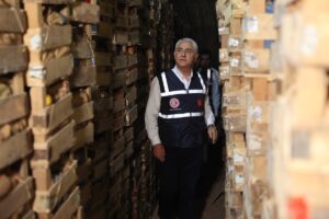 NEVŞEHİR (AA) – Nevşehir Ticaret İl Müdürlüğü ekipleri, limonların muhafaza