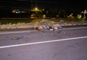 - Kaza anı çevredeki bir iş yerinin güvenlik kamerasınca kaydedildi