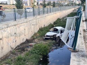 KAYSERİ (AA) – Kayseri'de otomobilin kanala düşmesi sonucu yaralanan sürücü