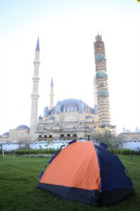 EDİRNE (AA) – Edirne'ye 663. Tarihi Kırkpınar Yağlı Güreşleri'ni izlemeye