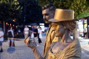 PRİZREN (AA) – Kosova'nın güneyindeki Prizren şehrinde Kuzey Makedonyalı "Teatrosk"