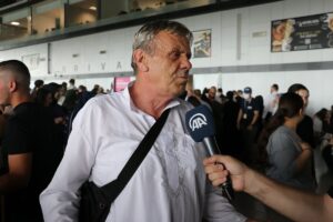 ÜSKÜP (AA) – Hac vazifesini yerine getirmek üzere kutsal topraklarda